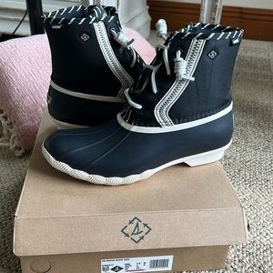 Sperry saltwater bionic rain boots